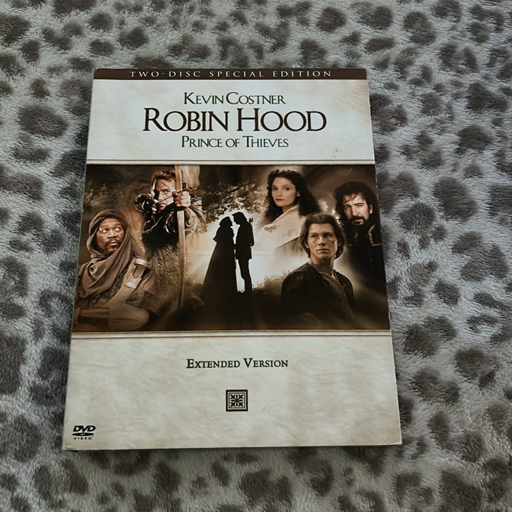 ☑️Robin Hood: Prince of Thieves DVD